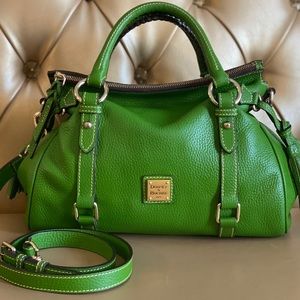 SOLD!!!!!! 🍀 Dooney & Bourke Small Grass Pebble
